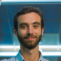 Headshot of Giorgos Zervas, Associate Professor of Marketing and Computing & Data Science at BU Faculty of Computing & 数据科学