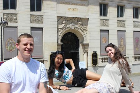 HangingInParis_RossHurlock