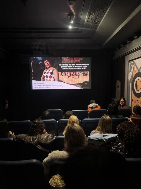 Students watching "Casa Susanna"