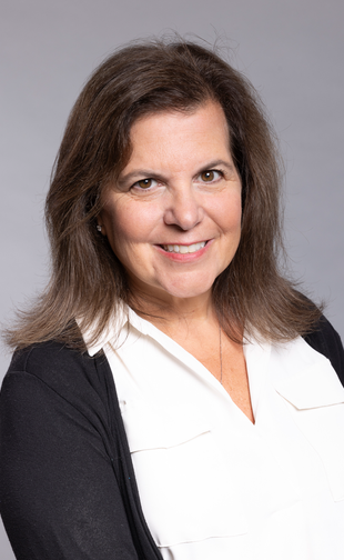 Anne Daheny headshot