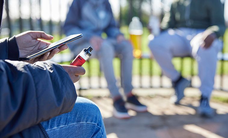 social-media-smoking