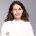 Ayse Lokmanoglu headshot