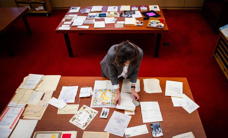 Jennifeer Gunter King looking through papers