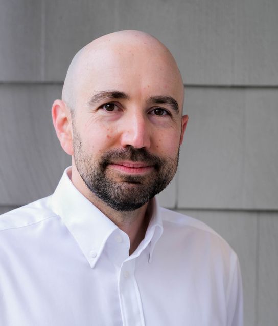 Tal Gross Headshot