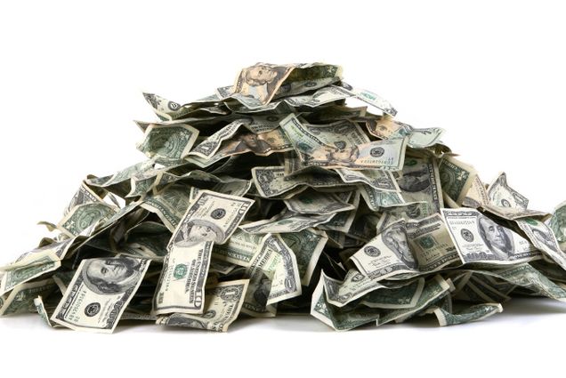 money_pile_t.jpg