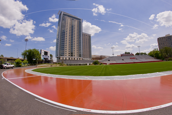 cu09-1521-NEWTRACK-025.jpg