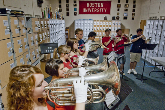 cu10-2581-BANDPLAYON-122_h.jpg