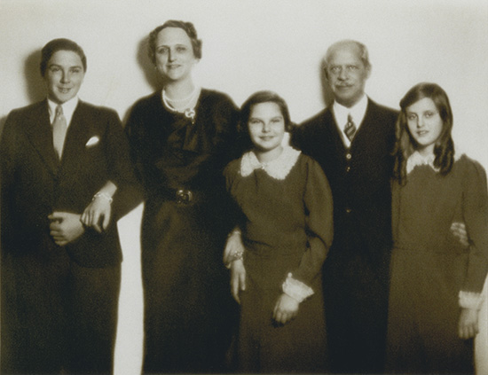 Albert de Rothschild (from left), Baroness Clarice de Rothschild, Bettina de Rothschild, Baron Alphonse de Rothschild, and Gwendoline de Rothschild in a photo dated November 20, 1937, less than a year before the family’s art collection was stolen by the Nazis. Photo Courtesy of the Museum of Fine Arts
