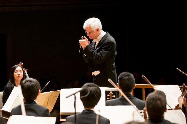 Monday evening marked the final CFA Symphony Hall concert with David Hoose at the podium. The departing professor of music and director of orchestral activities conducted the BU Symphony Orchestra and Symphonic Chorus in a performance of Igor Stravinsky’s Perséphone.