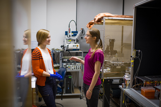 BU Student Kelsey Williford works with a high school student during the Boston University GROW program for women interested in STEM careers
