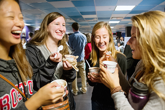 Annika Chan (CAS 18), Elaine Jonas (CAS 18), Alli Griffiths (CAS 18) and Dasha Duncan (CAS 18) eating ice cream during an ice cream social