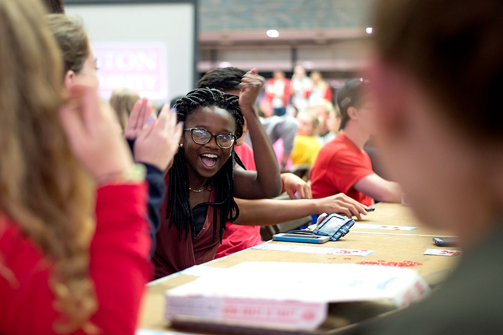 Korede Yoloye (CAS’19), winner of the first bingo of the evening during Rhettro Bingo night in the Metcalf Ballroom September 3. Photo by Maddie Malhotra (COM’19)