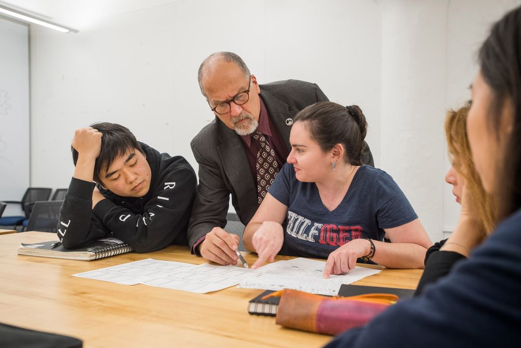 Paul Karasik helps his students storyboard