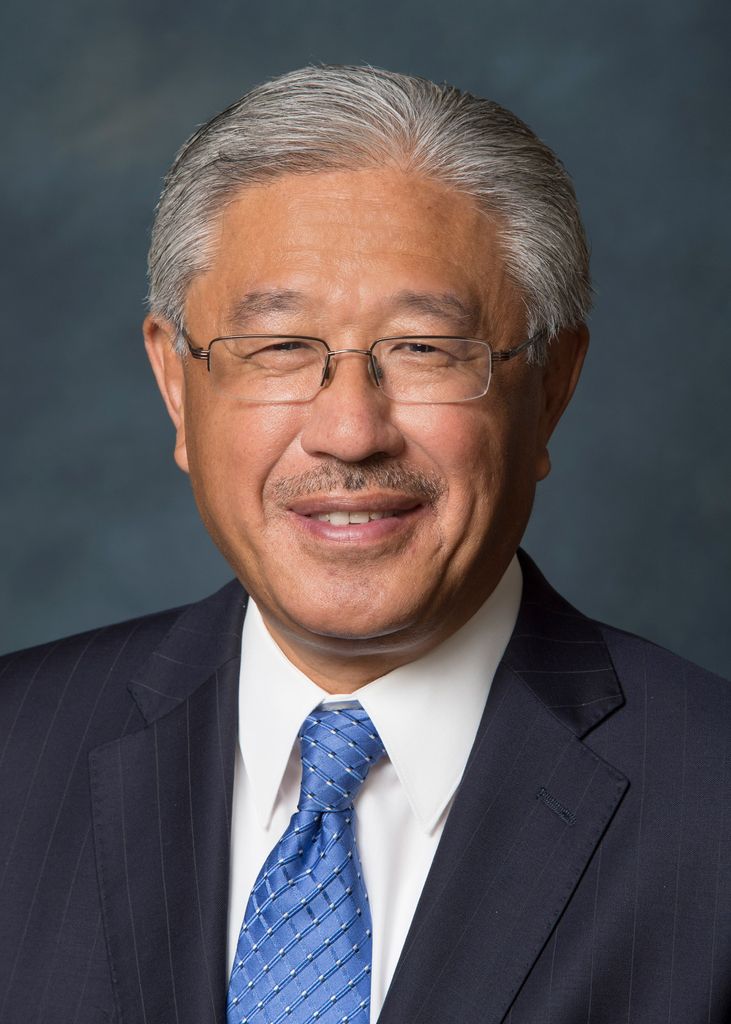 A portrait photo of Victor J. Dzau