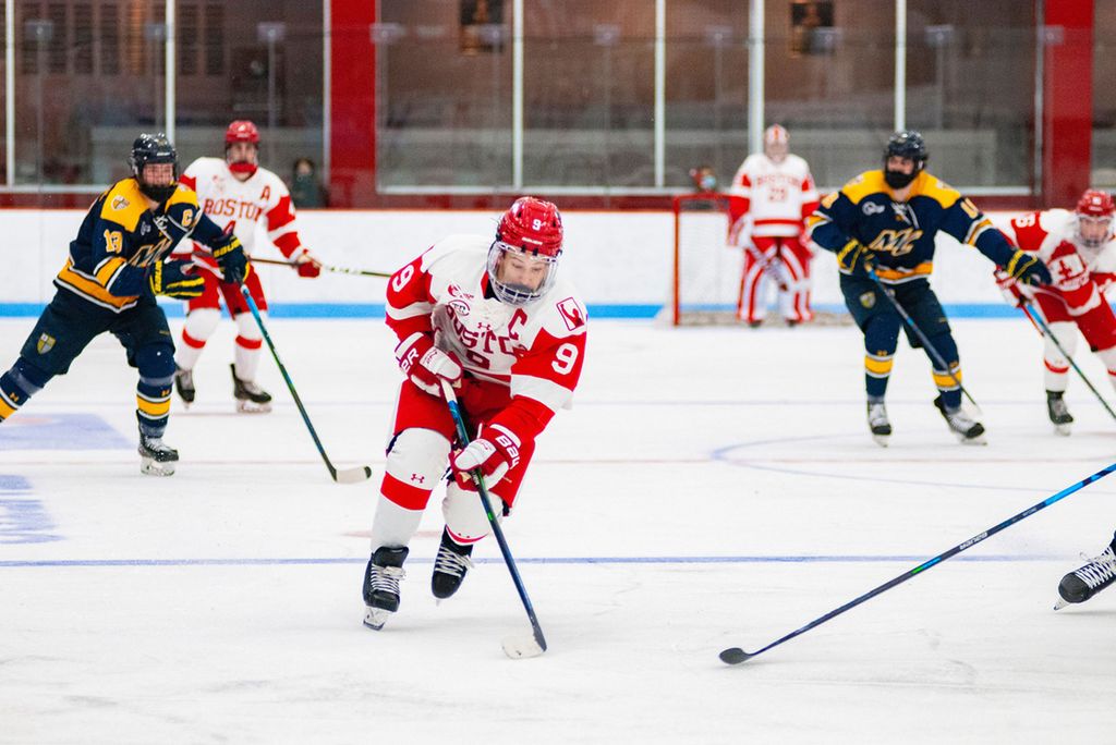 A photo of Logan Cockerill on the ice