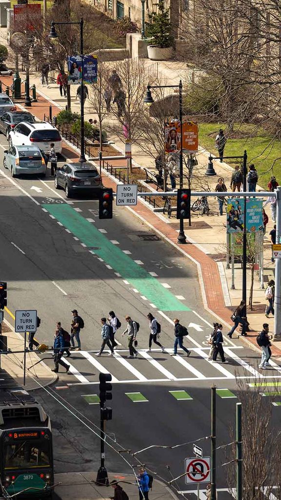 Photo: Busy Commonwealth Avenue on a sunny day
