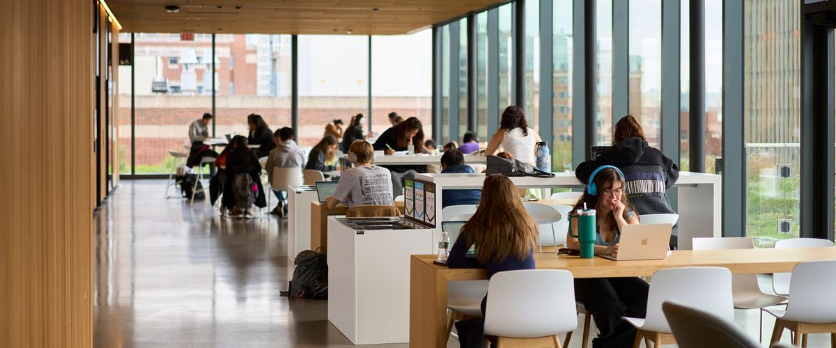 Study lounge in the CDS