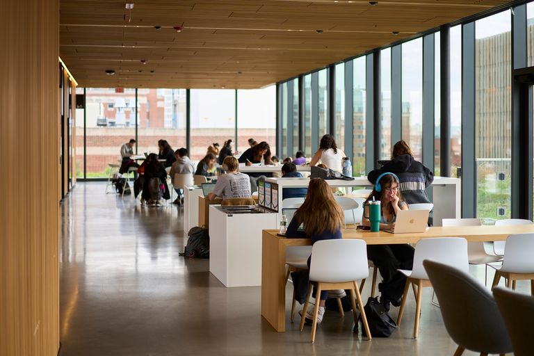 Study lounge in the CDS
