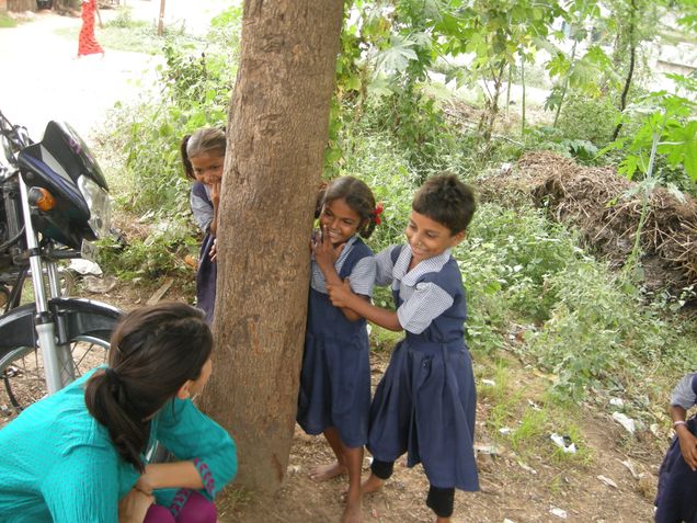 Nisha Fahey talking with school girls
