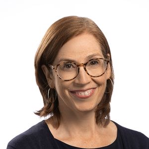 Maureen Leo