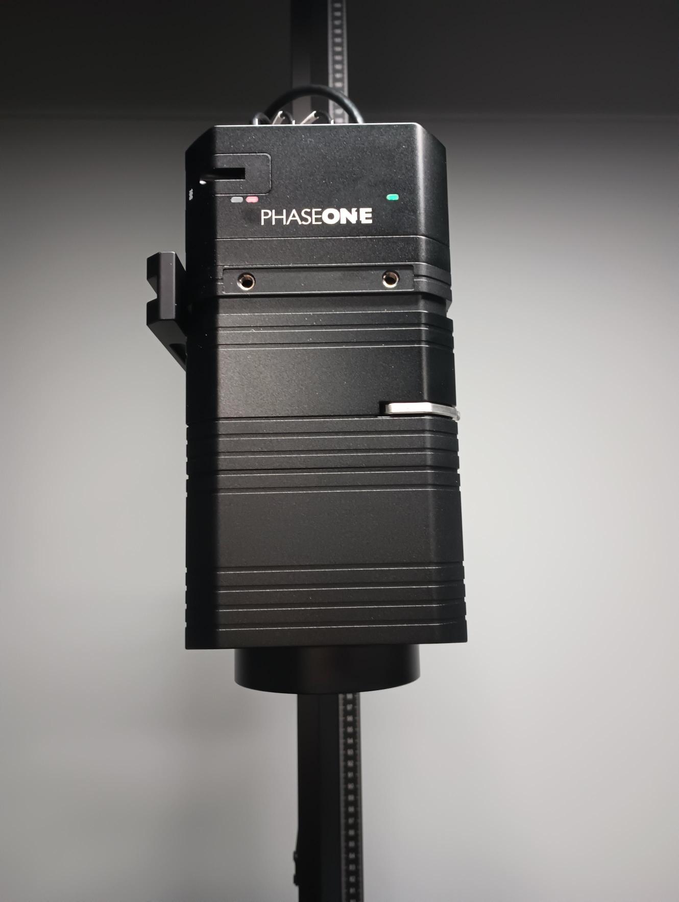 photo of details of phase one digitization camera