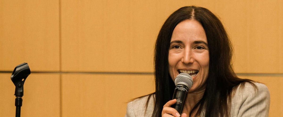 MET Professor Irena Vodenska speaking at an event