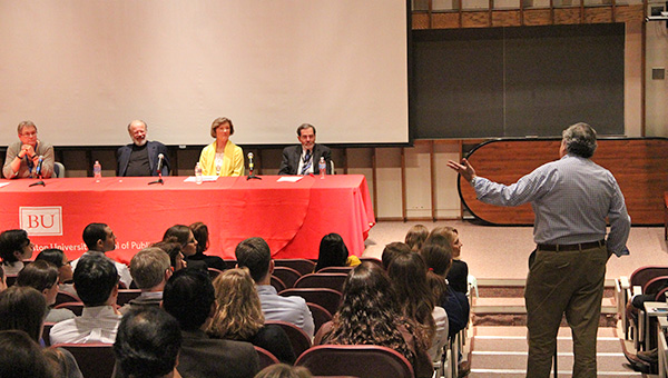 SPH Professor Leonard Glantz presents a question to the panel.