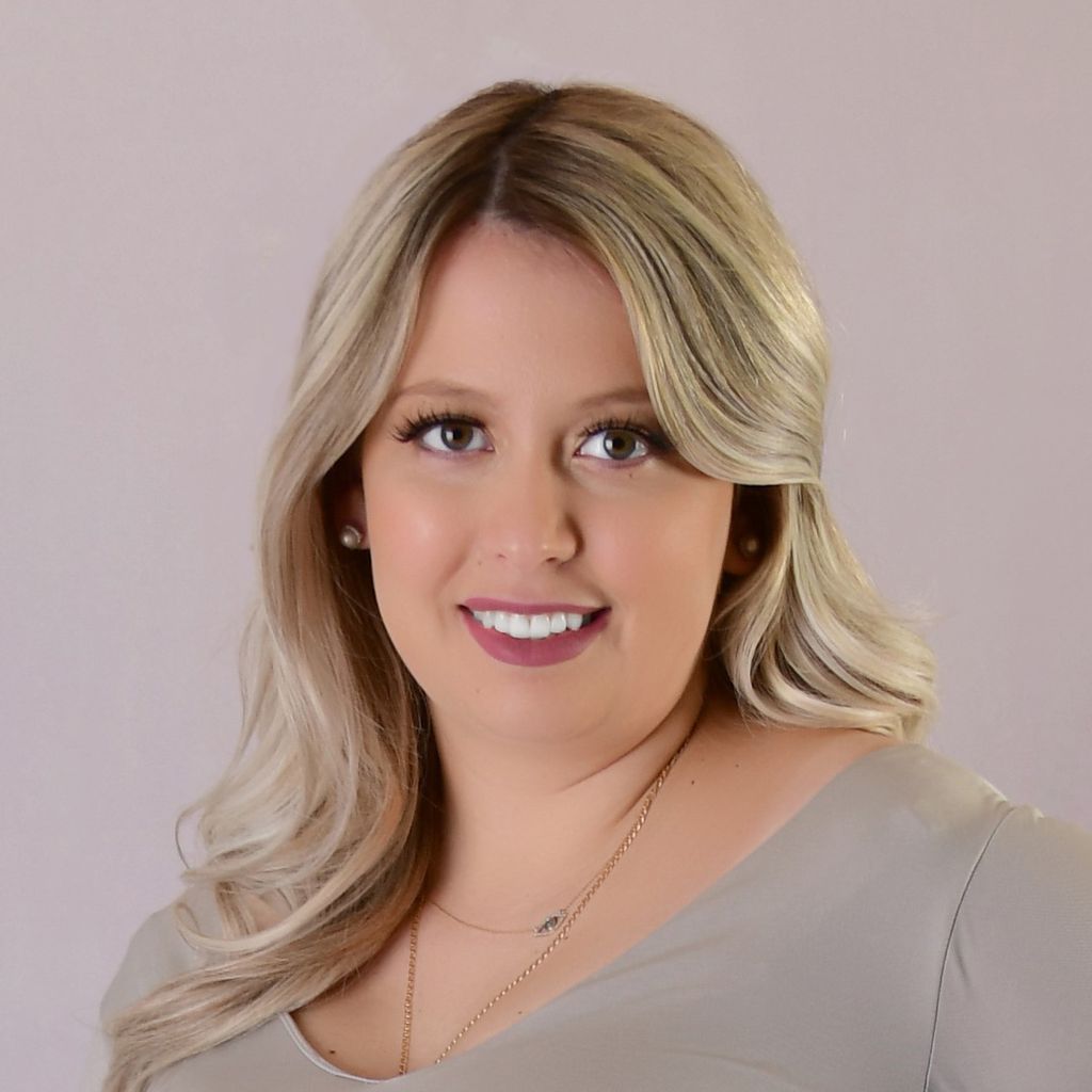 Headshot of Maria Bakas