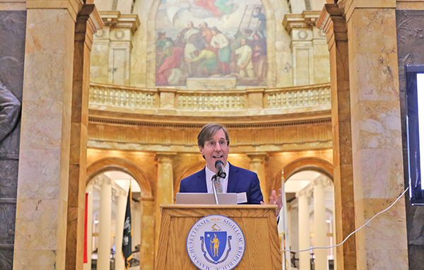 David Jernigan speaks at lectern at legislative briefing on alcohol