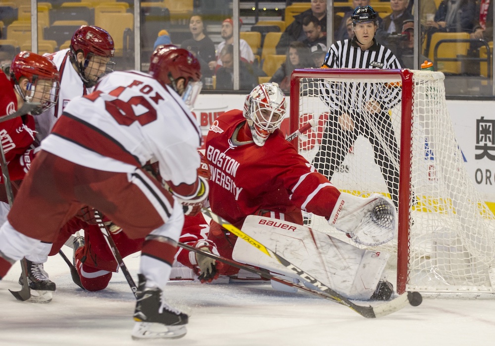 Photo of BU Men's hockey team at the Beanpot