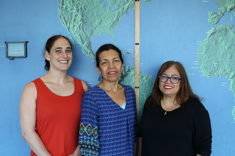 Left to right: Kara Hurvitz, Carmen Rosa Noroña, and Ivys Fernández-Pastrana.