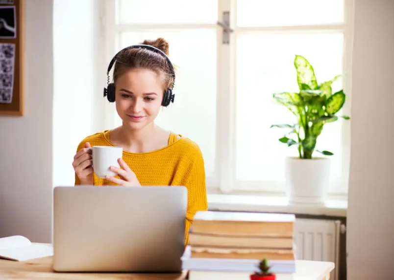 How to Balance Work and School: Strategies and Tips